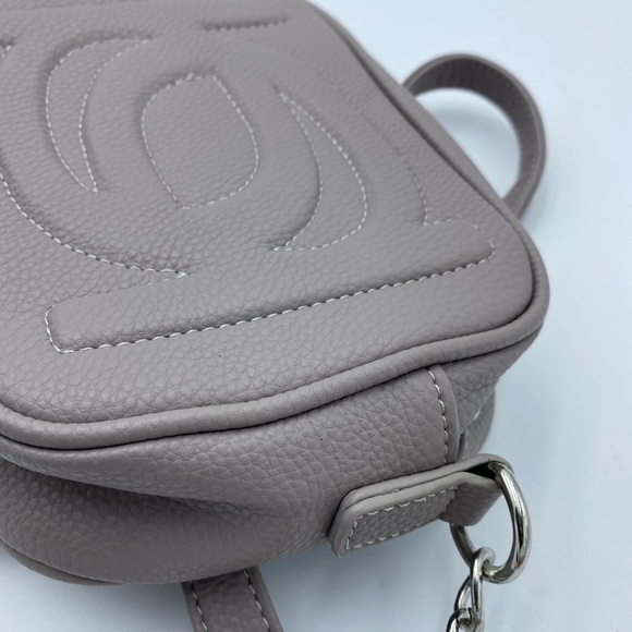 Bebe Gray crossbody purse - Picture 9 of 11